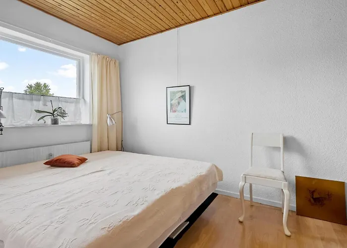 1 Bedroom Cozy In Feriehus