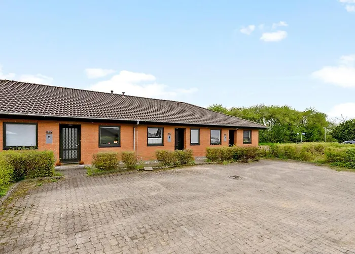 1 Bedroom Cozy In Feriehus Arslev